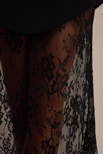 Brandi | Vestido Largo negro palabra de honor largo con falda de encaje