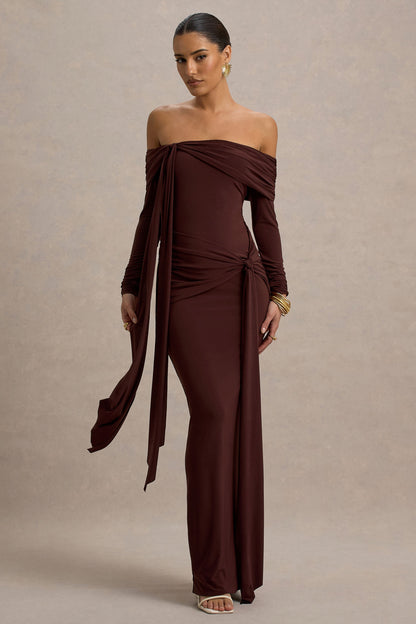 Jovie | Vestido largo marrón de mangas largas con escote bardot y detalle de nudo y lazo