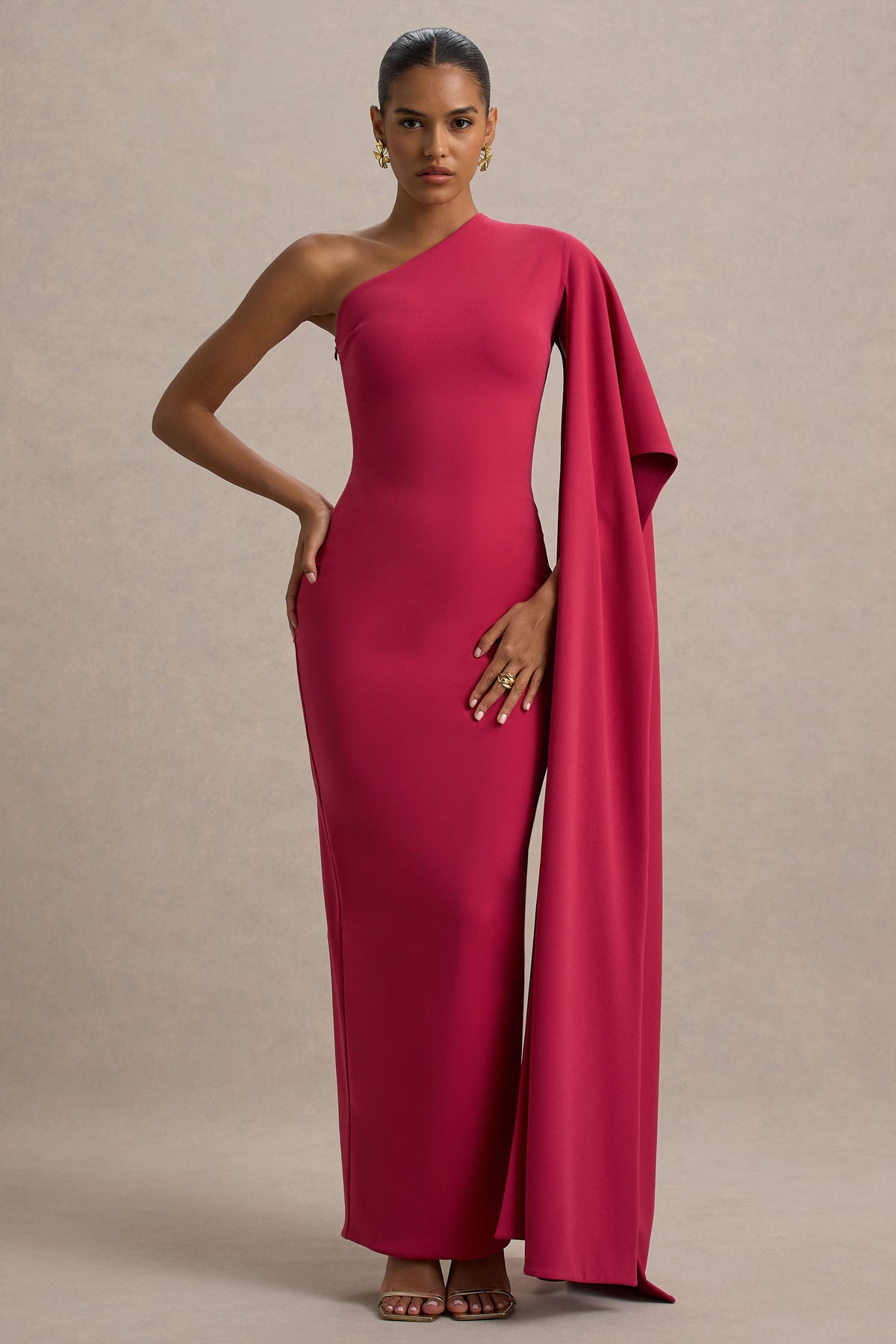 Lily | Vestido Largo Asimétrico Rosa Fucsia y Burdeos con Manga Capa