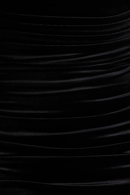 Chrissy | Vestido Midi de Terciopelo Negro con Escote Cuadrado Mangas de Malla y Detalles Fruncidos