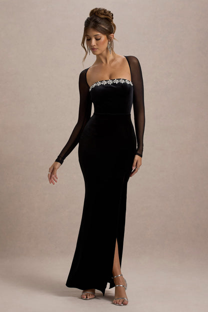 Ashby | Vestido Largo con escote cuadrado y abertura, adornado con terciopelo negro.
