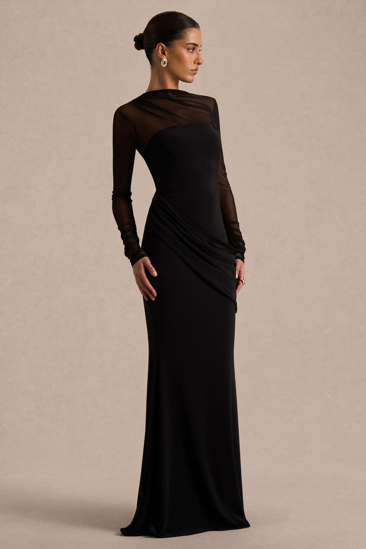 Deema | Vestido Largo Negro de Jersey y Malla con Cuello Alto