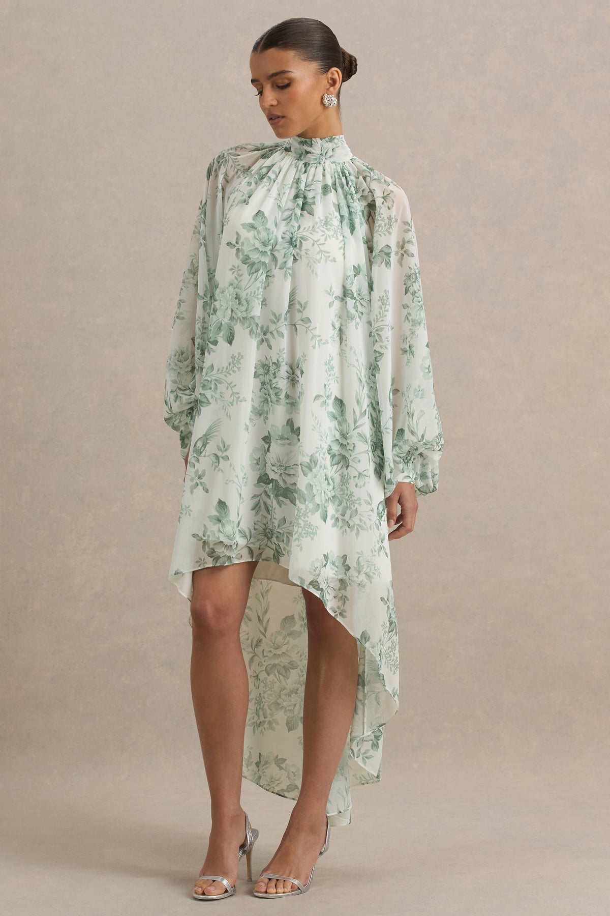 Delphia | Vestido Largo de Chiffón  y Estampado Floral Verde