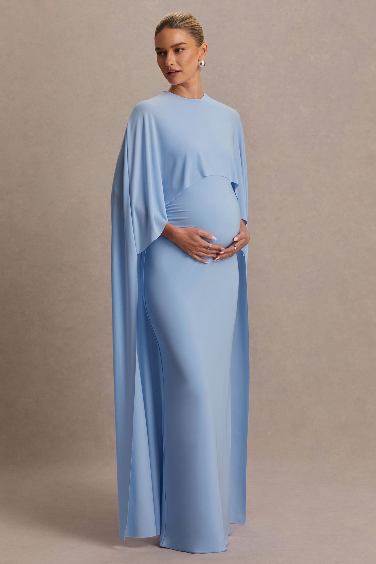 Padma | Vestido Largo Premamá Azul Polvo Drapeado con Mangas Capa