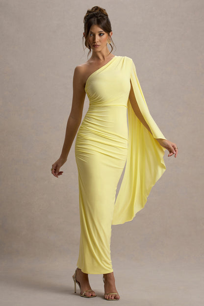Clementina | Vestido largo en color amarillo con Manga de Capa Asimétrica
