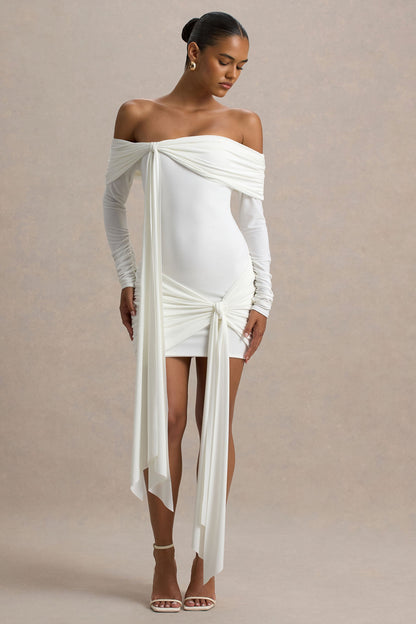 Essie | Vestido corto blanco de mangas largas con escote bardot y detalles de lazo
