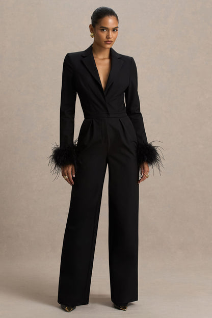 Lissy | Mono negro con escote en forma de V y mangas adornadas con plumas