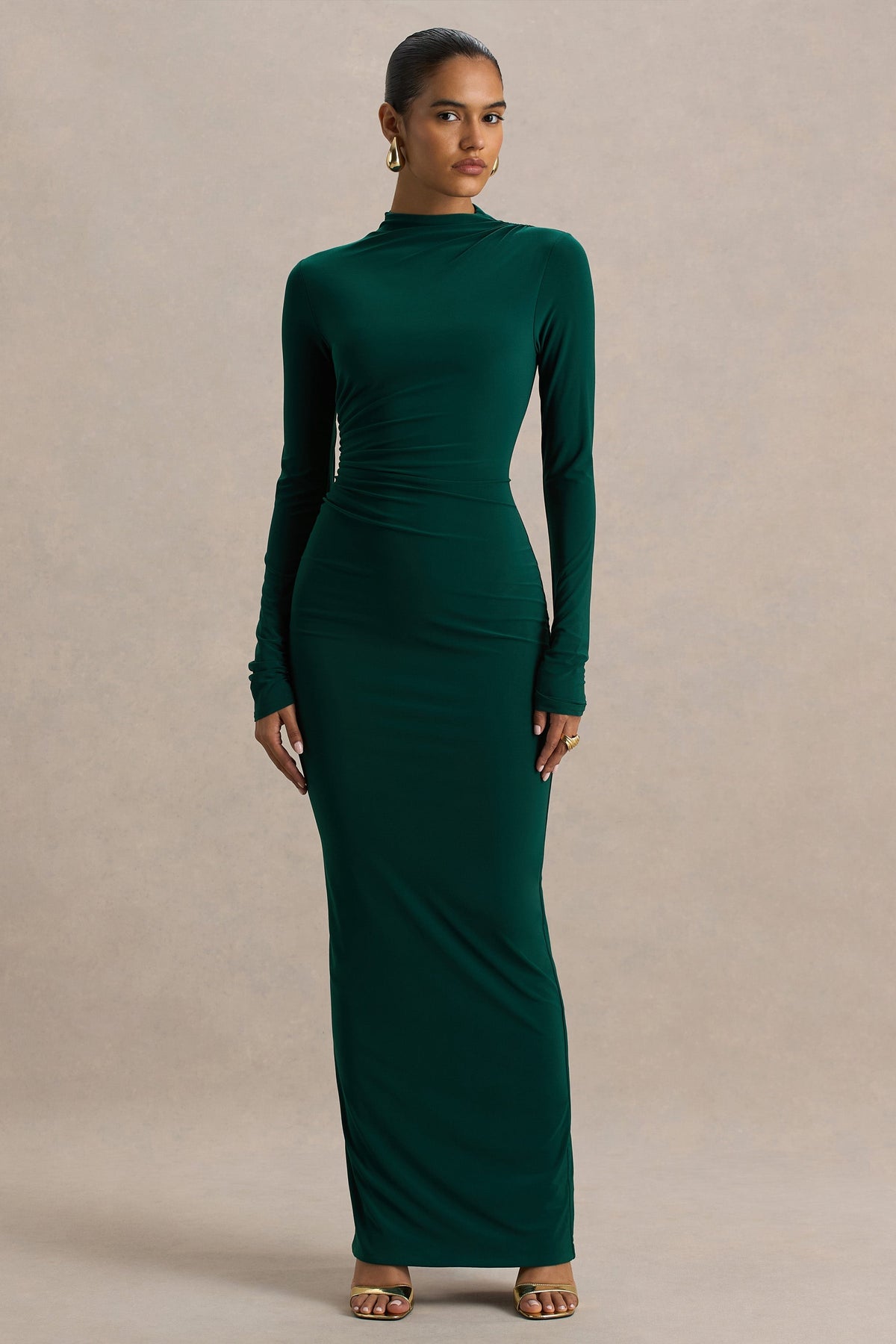 Eden | Vestido Largo Verde Botella con Escote Alto y Detalles Fruncidos