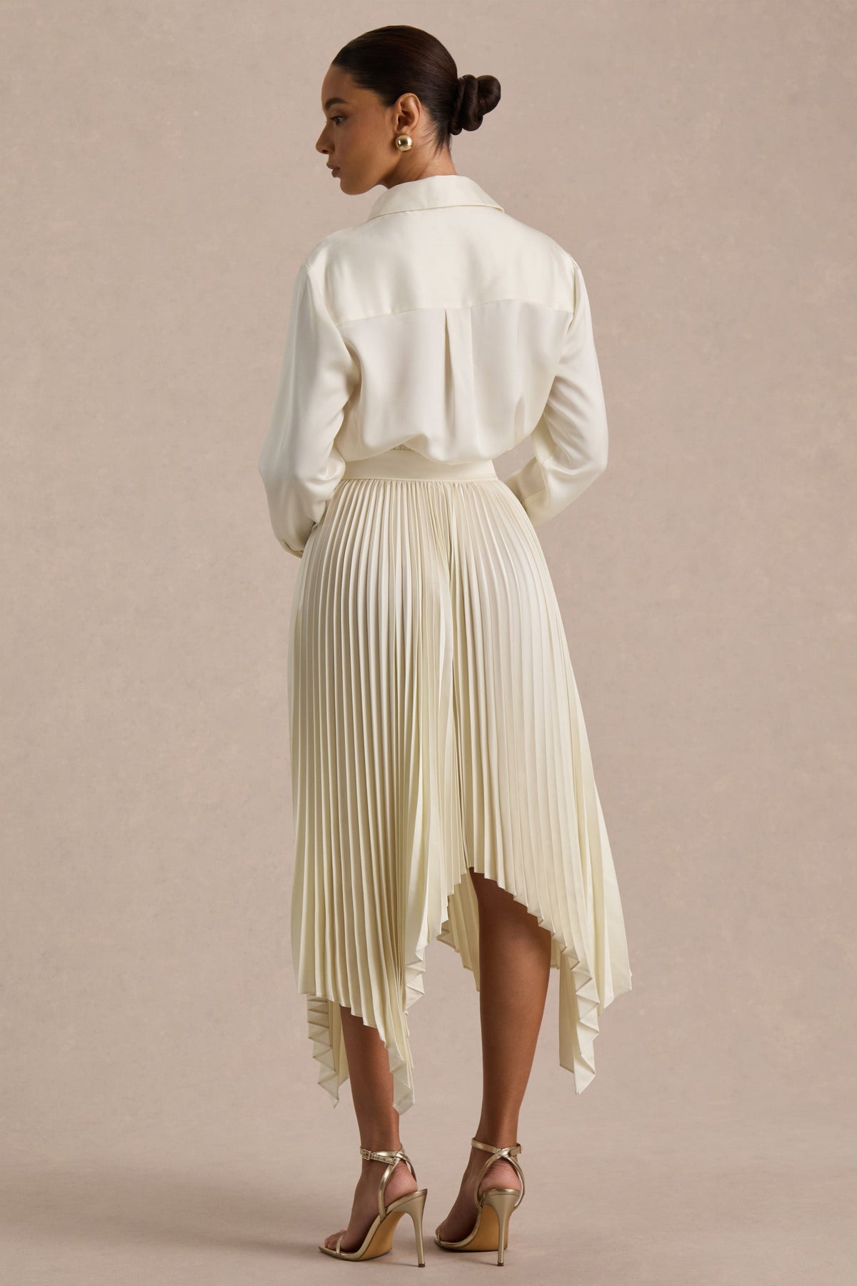 Naxos | Vestido Largo Camisero de Satén Color Crema