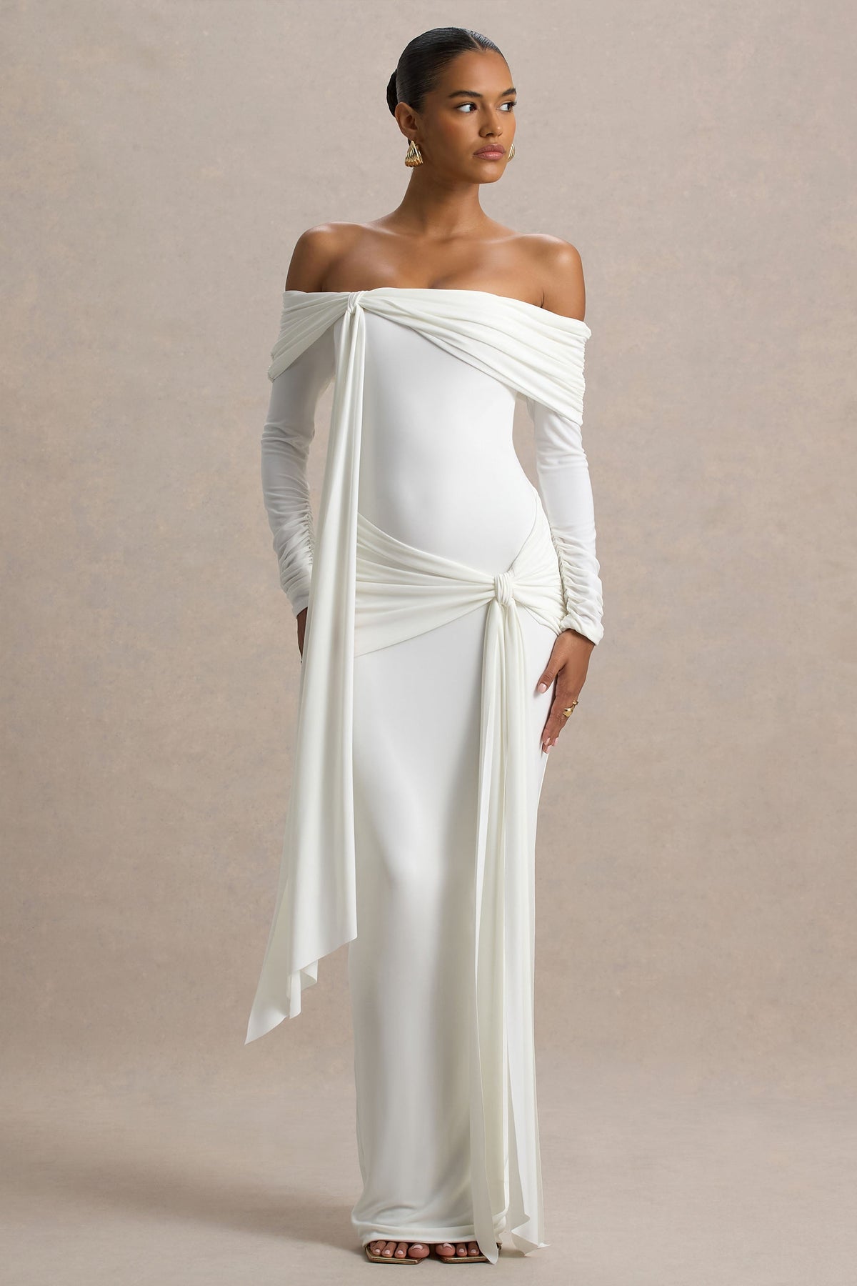 Jovie | Vestido largo blanco entallado con detalles de nudo y drapeado
