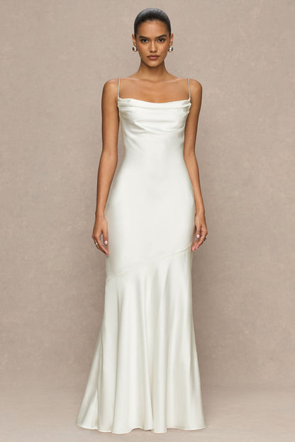Maelia | Vestido largo de satén color crema con escote drapeado y tirantes adornado