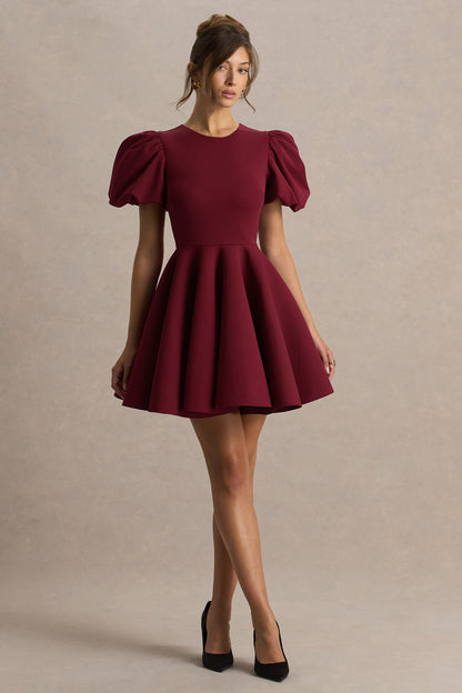 Emelia | Vestido Corto Skater Burdeos con Mangas Abullonadas