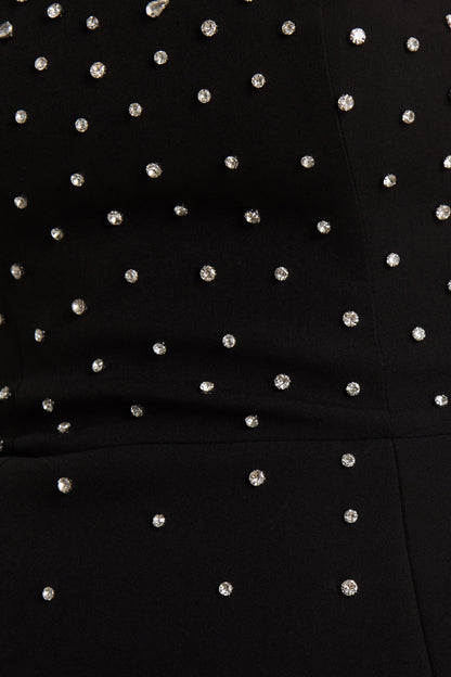 Visionary | Vestido Corto Negro con Escote Bandeau