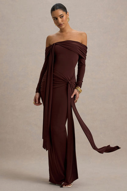 Jovie | Vestido largo marrón de mangas largas con escote bardot y detalle de nudo y lazo
