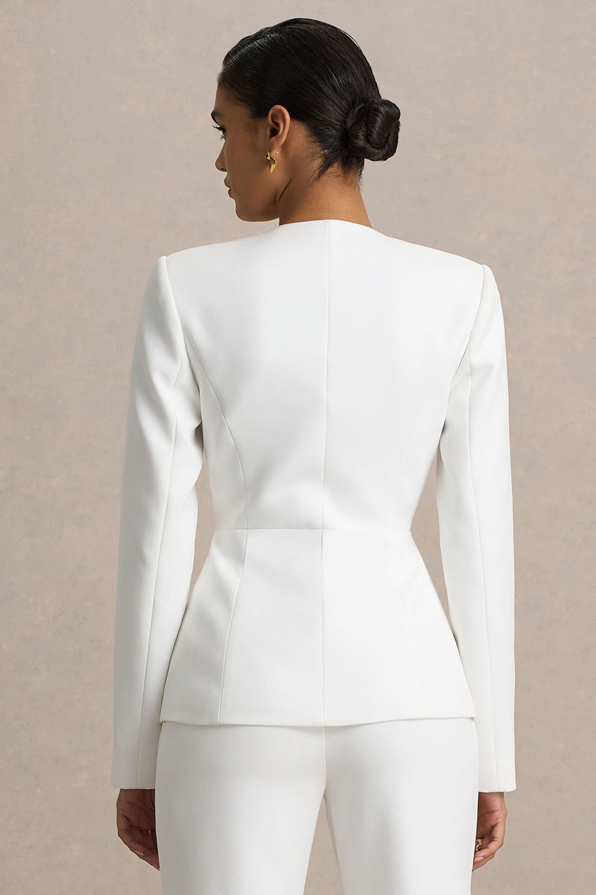 Rosalina | Blazer Blanco Entallado con Escote Profundo Extremo