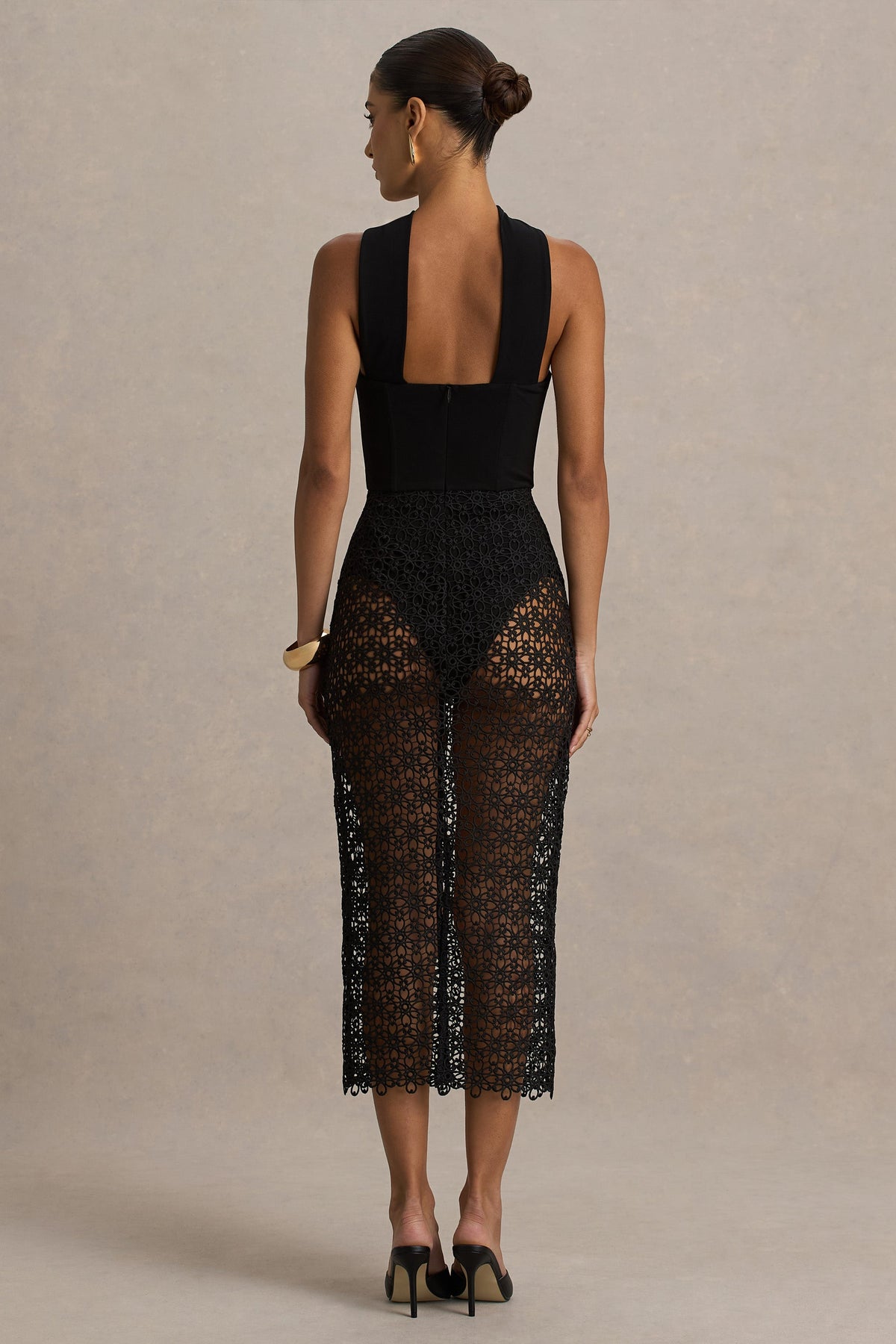 Tamala | Vestido Midi  ceñido y encaje en negro