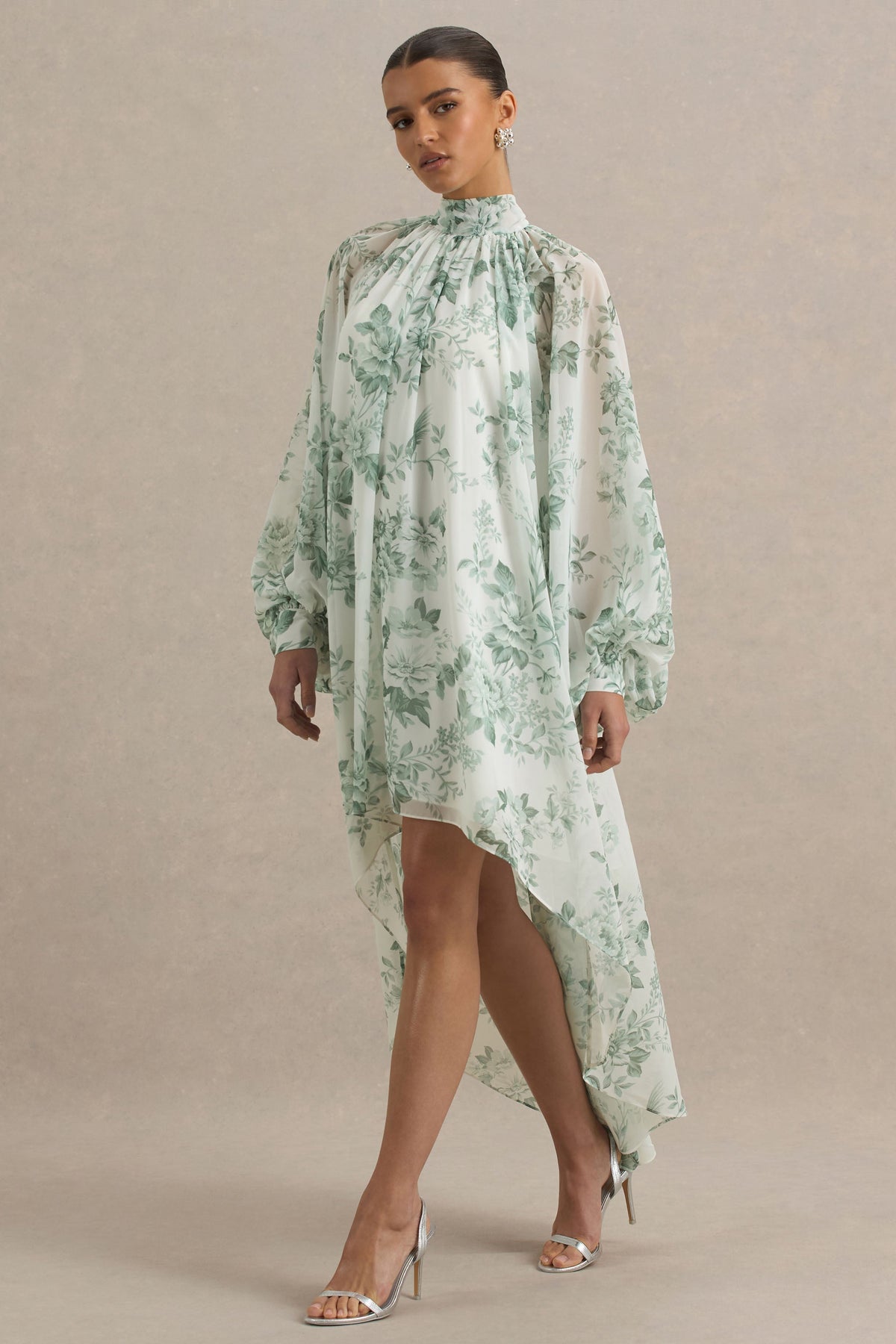 Delphia | Vestido Largo de Chiffón  y Estampado Floral Verde