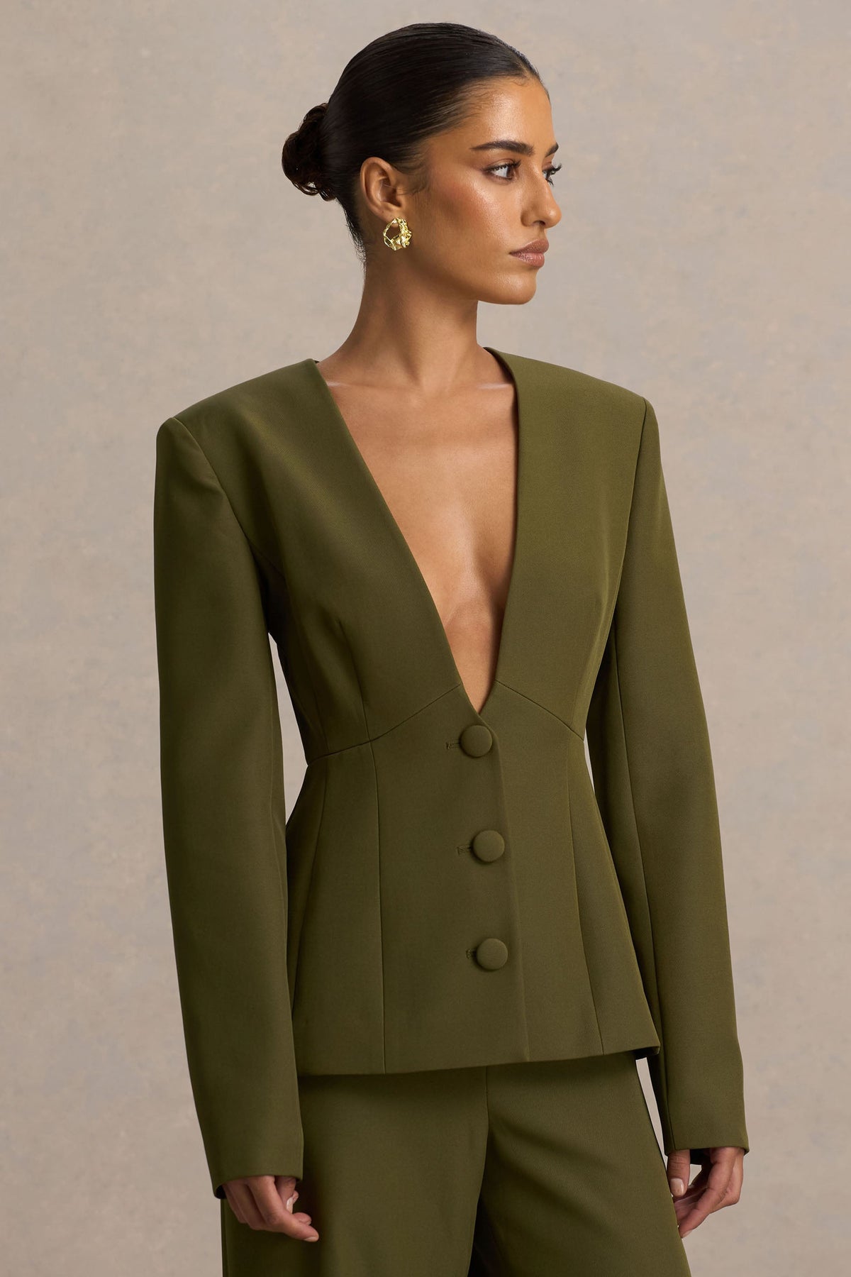 Rosalina | Blazer Verde Oliva Entallado con Escote Profundo Extremo