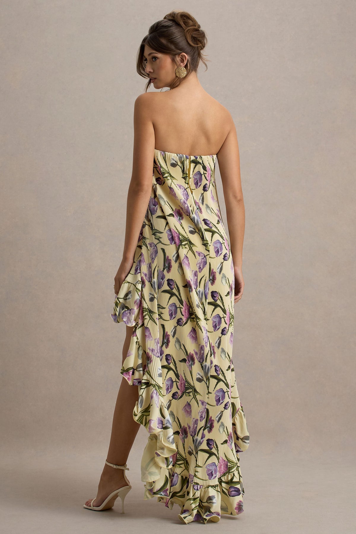 Whistler | Vestido largo con estampado floral con Volantes y Dobladillo Asimétrico
