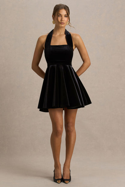 Mirage | Vestido Corto de Terciopelo Negro con Escote Halter y Falda Skater