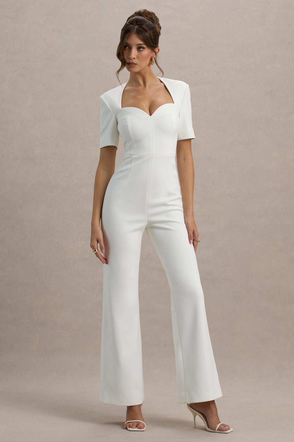 Simone | Mono blanco de escote corazón, mangas cortas y pierna ancha