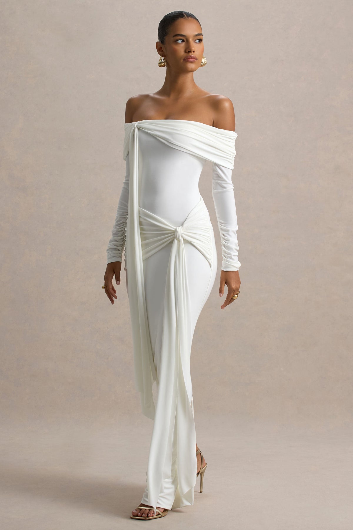 Jovie | Vestido largo blanco entallado con detalles de nudo y drapeado