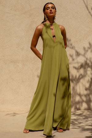 Zyon | Vestido largo con detalle de cuentas doradas en verde