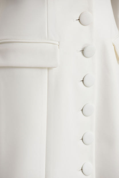 Carmen | Vestido Corto Blanco Entallado con Escote Sweetheart