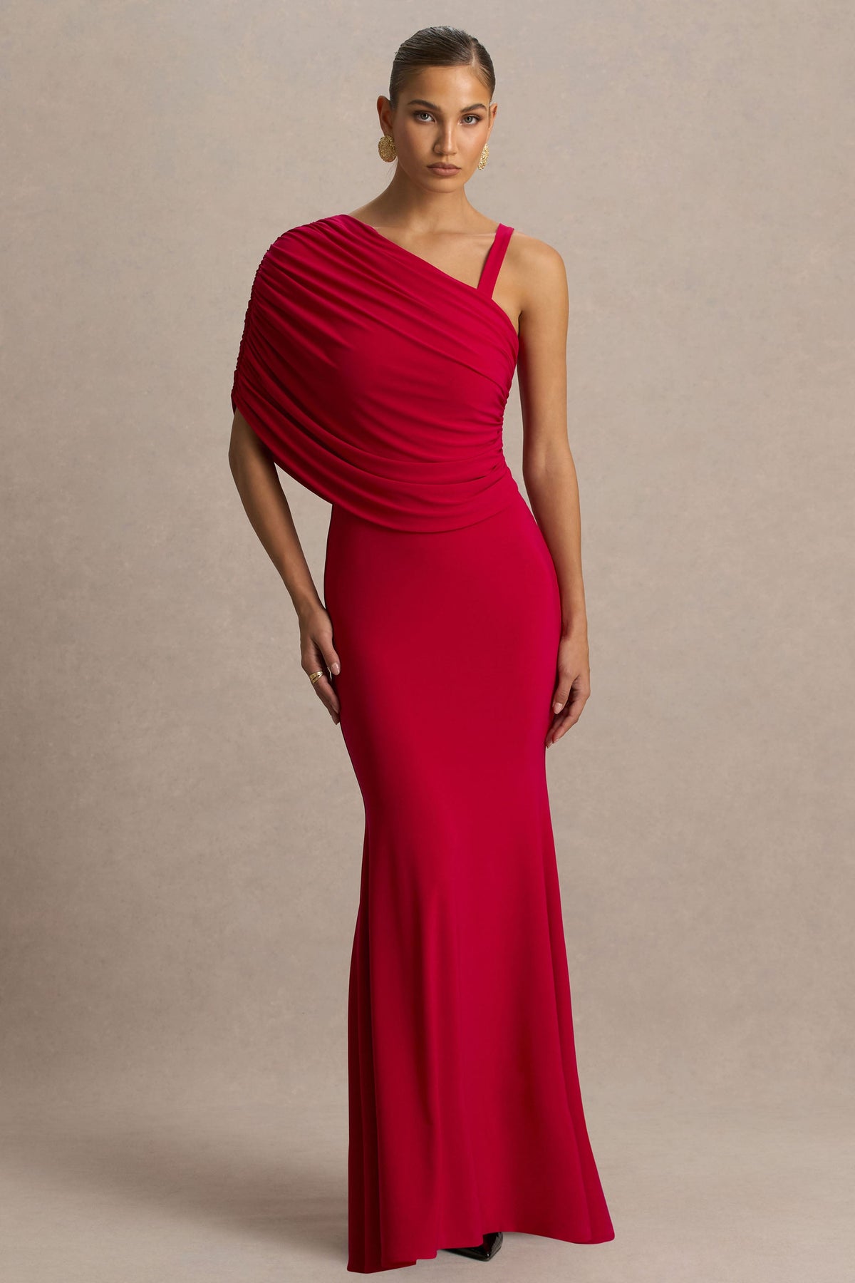 Sylvie | Vestido Largo rojo de cuello asimétrico