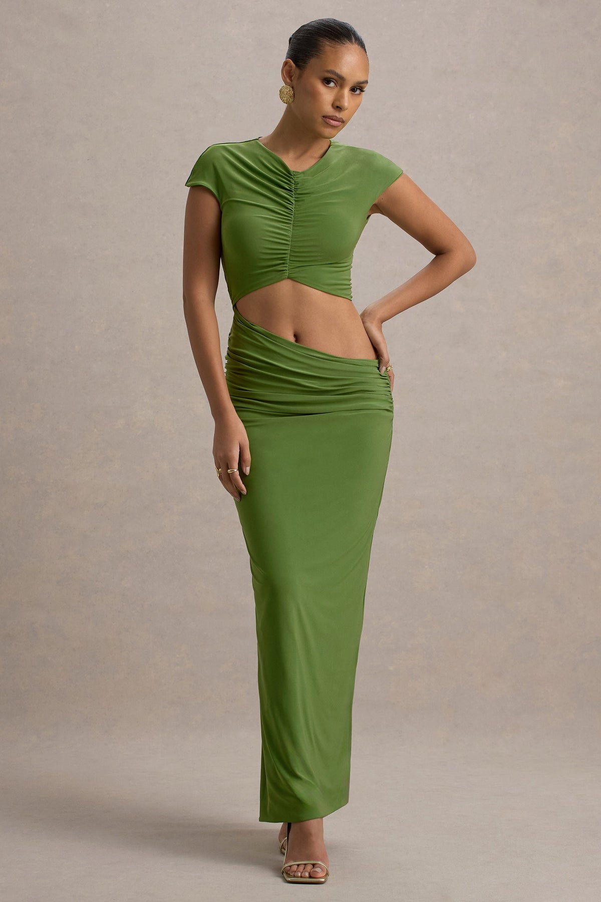 Pia | Vestido largo Verde de Manga Corta con Abertura