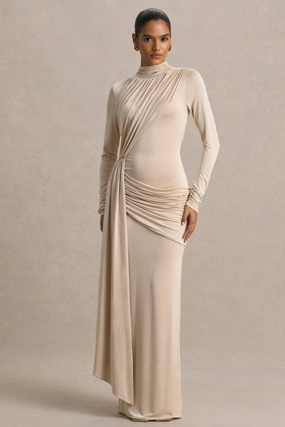 Romi | Vestido Largo Champán Con Escote Alto y Detalle Fruncido