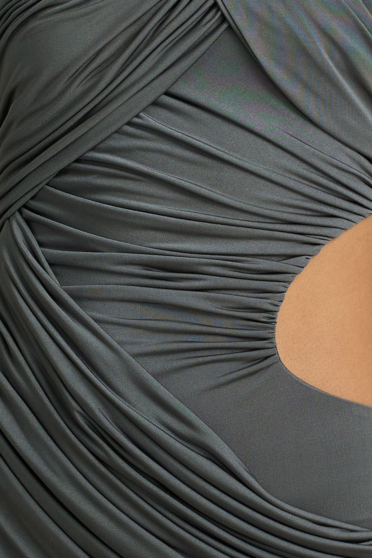 Serefine | Vestido Largo gris de cuello asimétrico con abertura en el cuerpo
