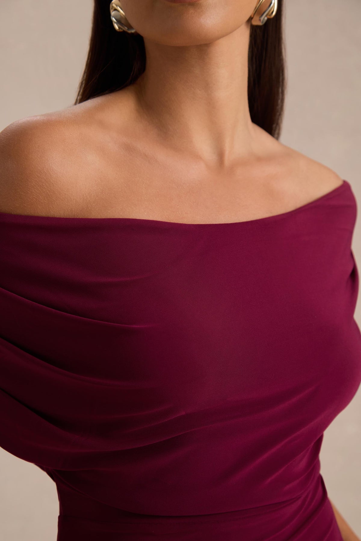Bowden | Vestido Largo Berry con Escote Bardot