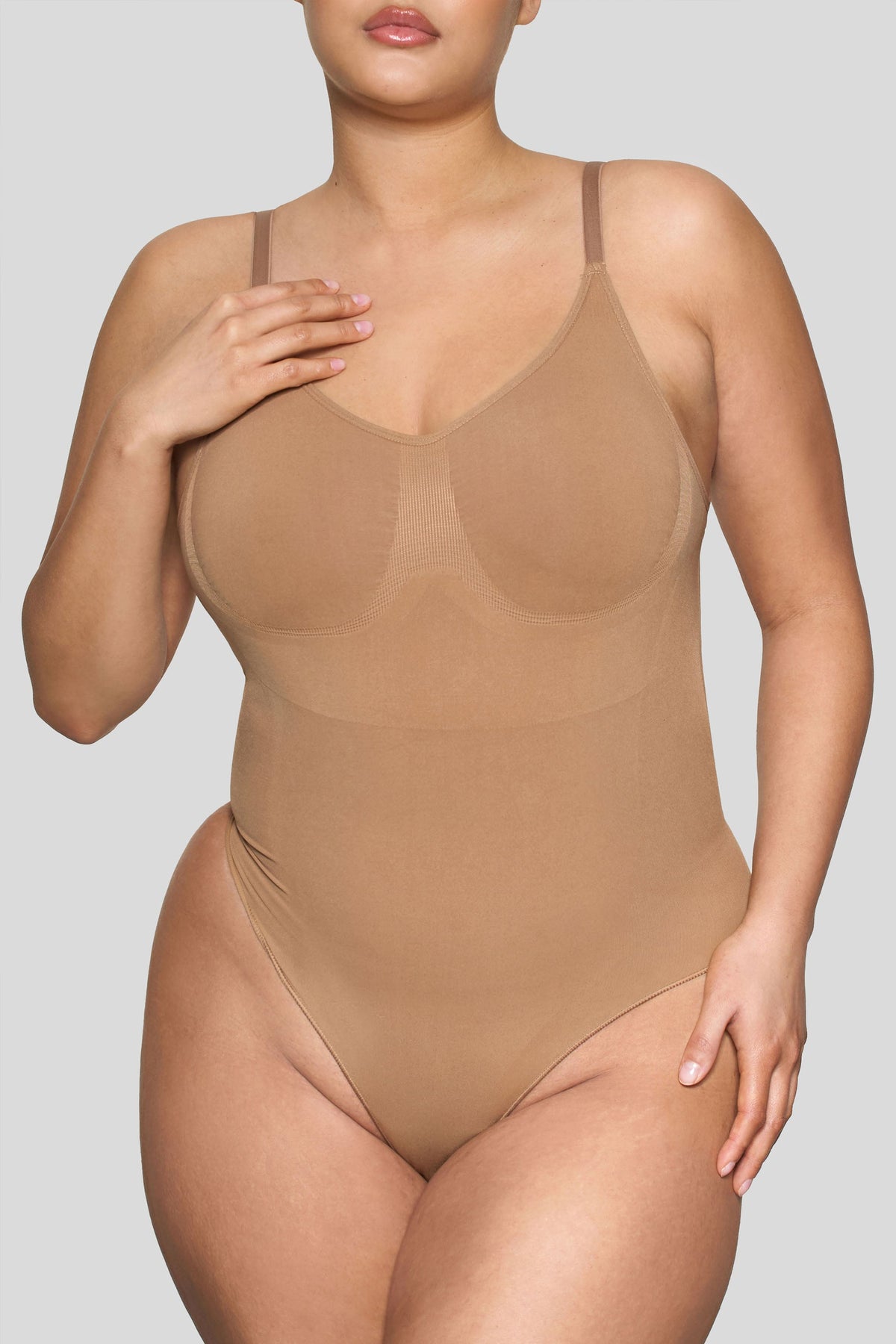 BOOMBA | Body moldeador de la silueta en color caramelo