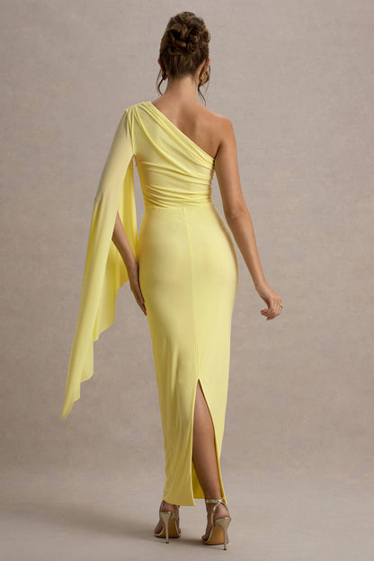 Clementina | Vestido largo en color amarillo con Manga de Capa Asimétrica