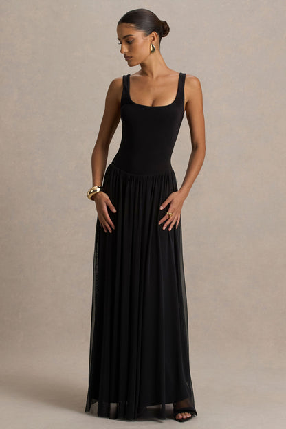 Amelia | Vestido Largo Negro Con Escote Redondeado Cintura Baja Y Flada Plisada