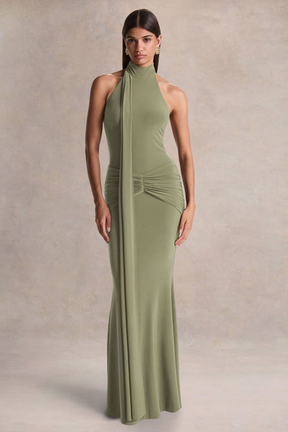 Hyla | Vestido Largo Verde con Escote Alto y Detalle de Fajín