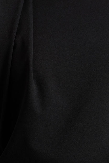Tiff | Mono Negro De Cuello Alto Con Detalle Drapeado