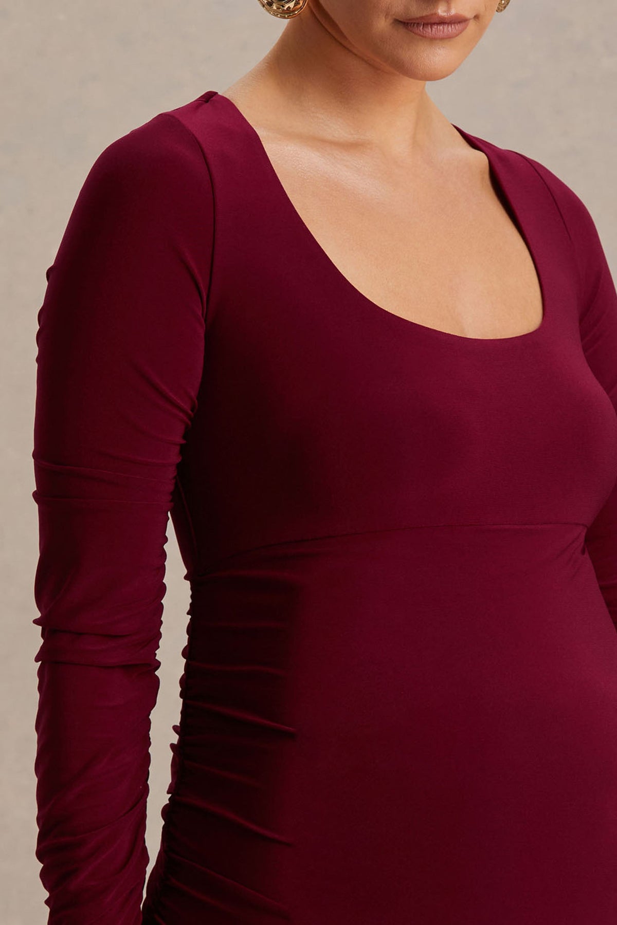 Saffron | Vestido Premamá en Tono Berry con Escote Redondo