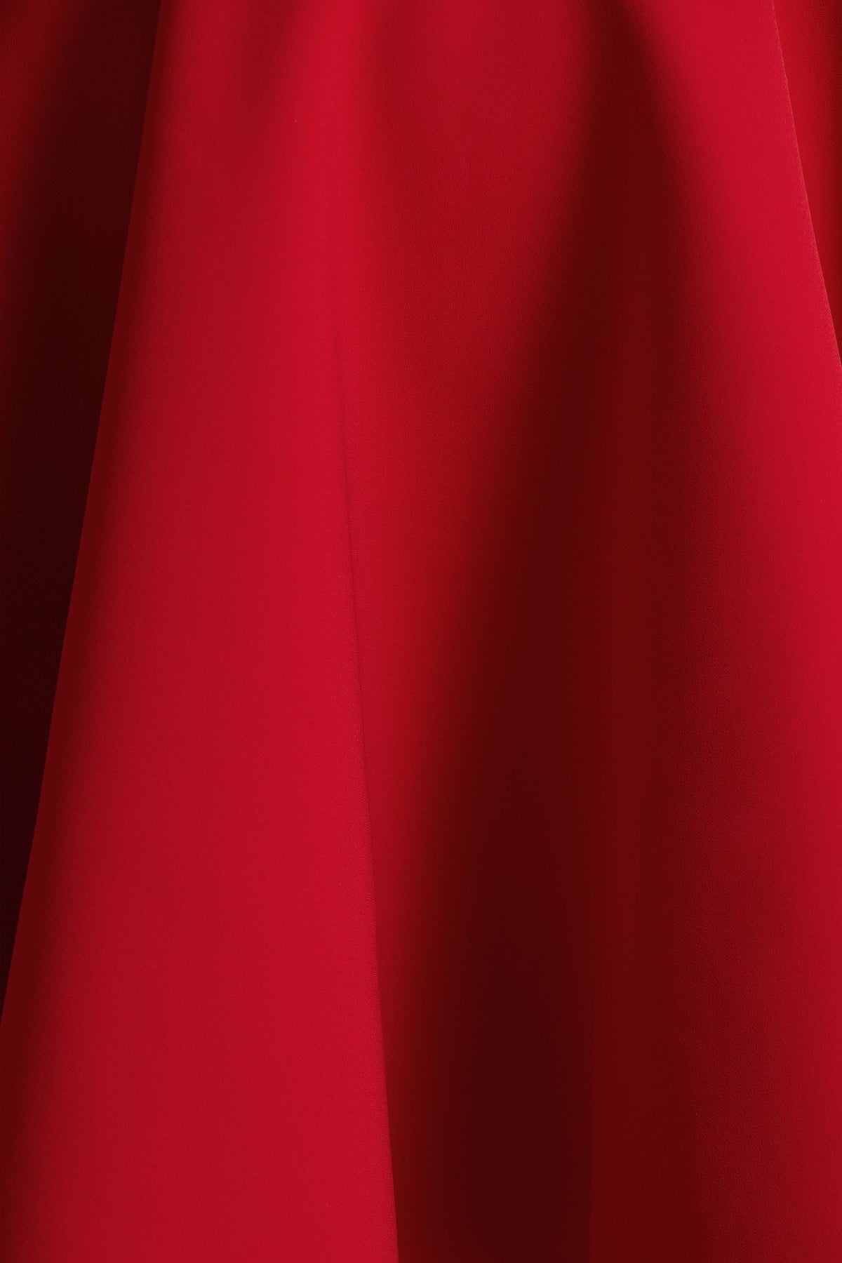 Astonish | Vestido Corto Rojo De Manga Larga Con Pedrería y Falda Voluminosa