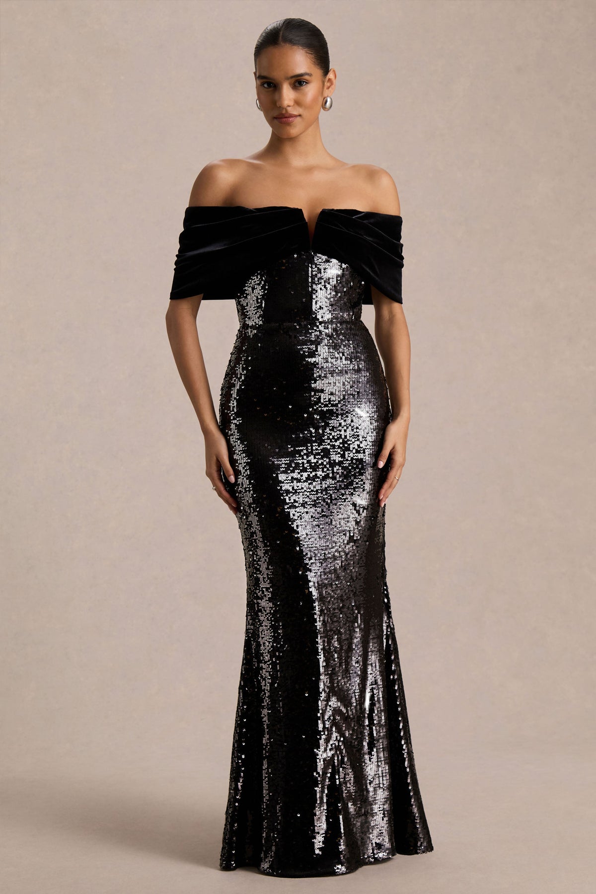 Bex | Vestido Largo de Lentejuelas Negro con Escote Bardot