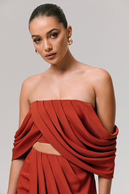 Talika | Top Corto Bardot Terracota con Mangas Drapeadas