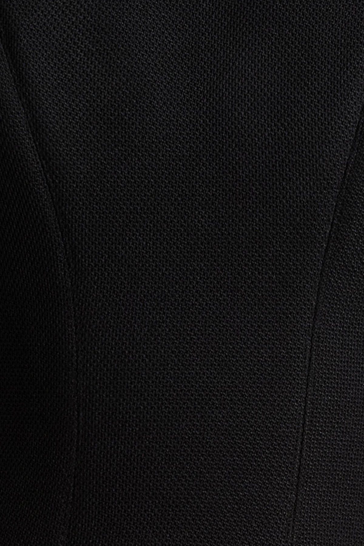 Leilani | Vestido Corto Negro de Escote Alto con Detalle de Volantes