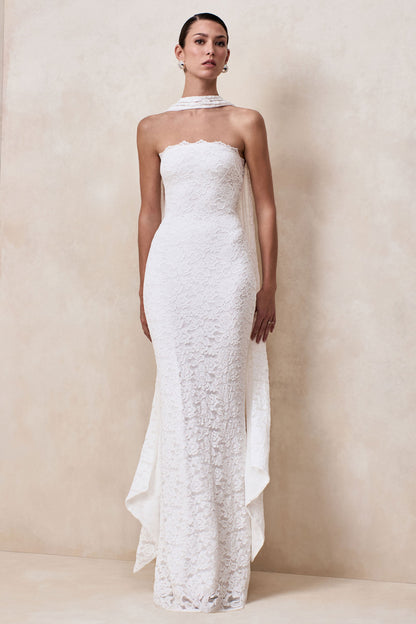 Massima | Vestido Largo Blanco De Encaje Premium Con Escote Bandeau [not translated] Y Detalle Pañuelo
