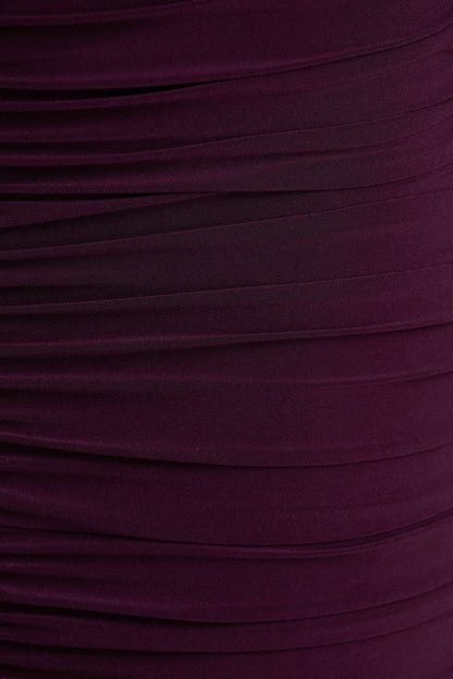 Pasqualina | Vestido largo en Púrpura Ciruela de tirantes y cuerpo fruncido