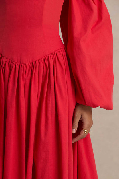 Macie | Vestido Midi Rojo con Escote en Corazón y Mangas Abullonadas
