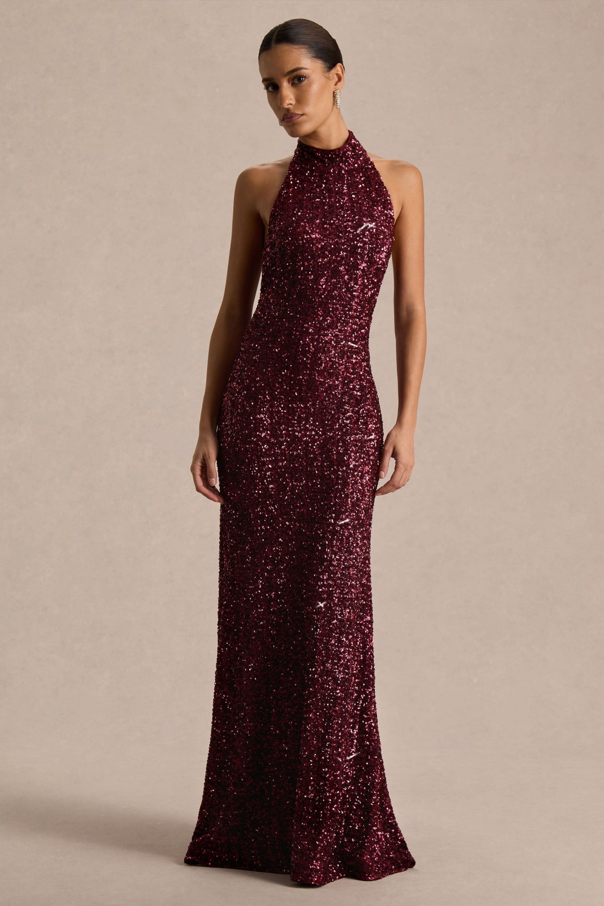 Tulia | Vestido Largo Burdeos de Lentejuelas con Escote Alto
