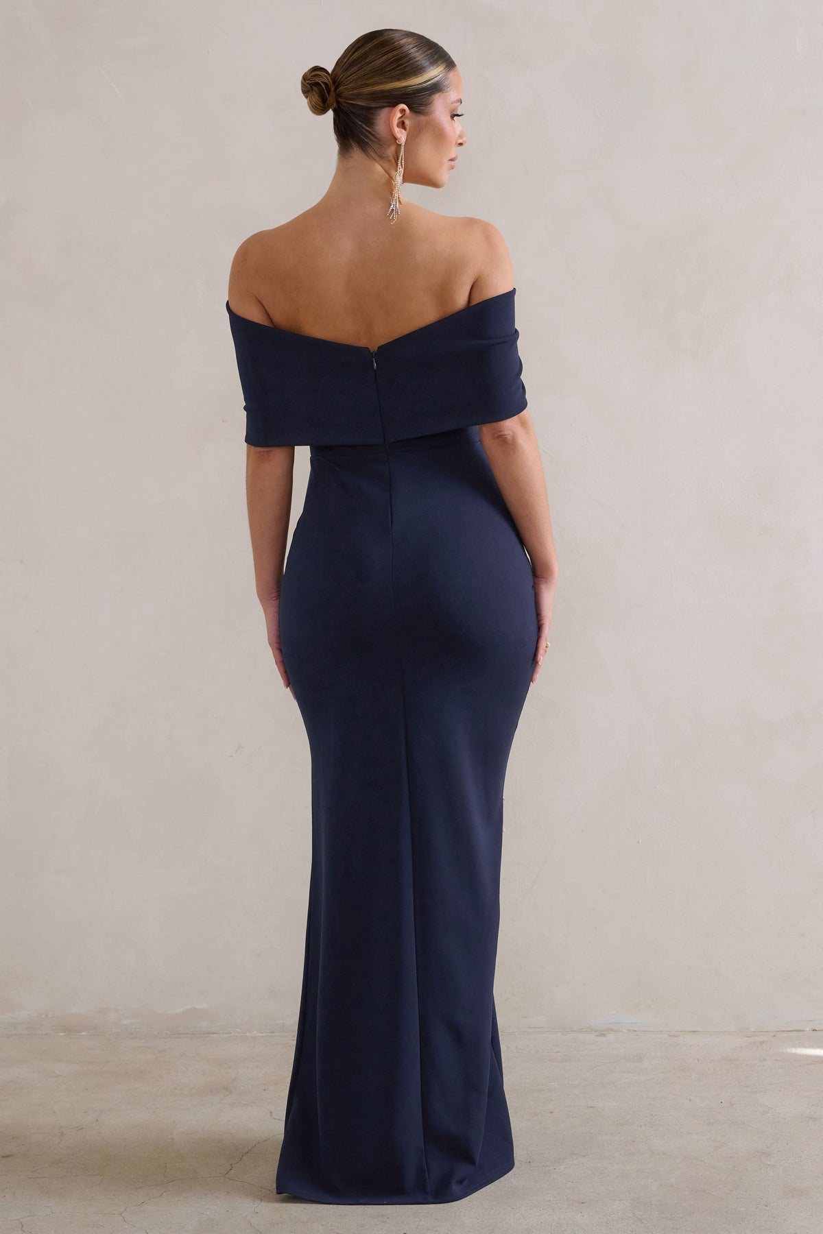 Eva | Vestido Largo Bardot Azul Marino con Lazo y Abertura en el Muslo