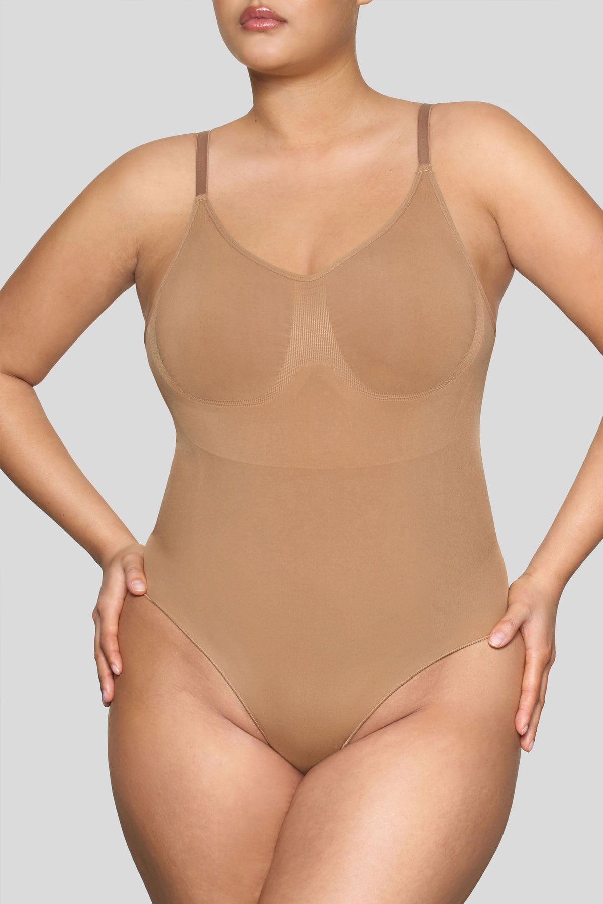 BOOMBA | Body moldeador de la silueta en color caramelo