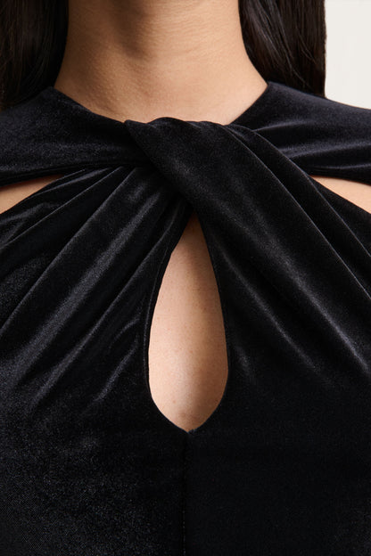 Francine | Vestido midi de terciopelo negro con escote redondo y detalles recortados